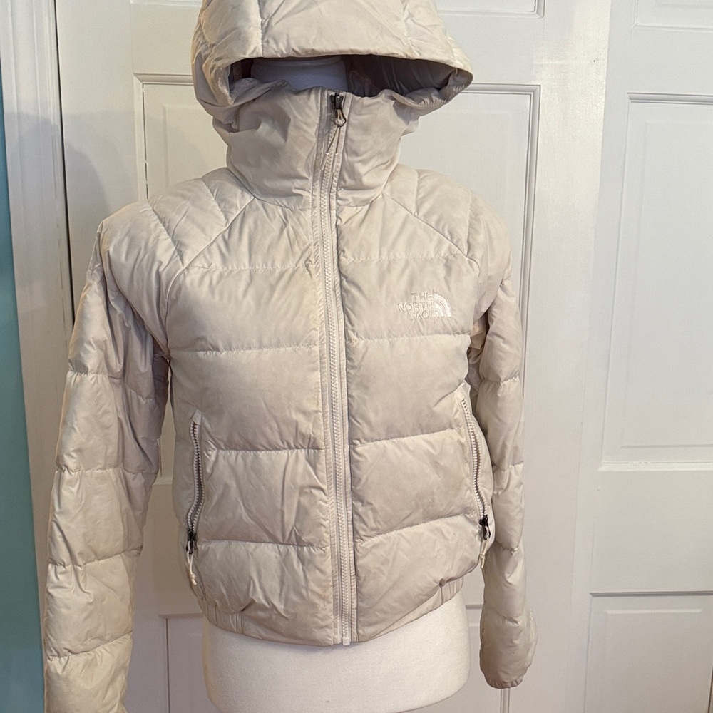 The North Face women’s XS Light Beige Puffer Jacket